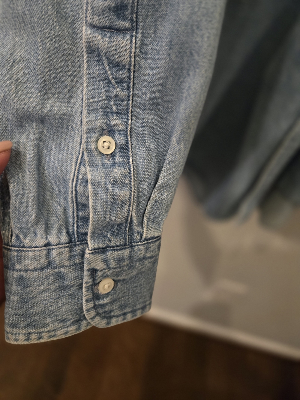 Polo by Ralph Lauren Light Blue Denim Button-Down Shirt with Pocket Crest - Picture 4 of 7